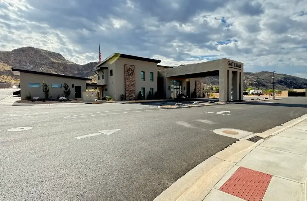 Gateway RV Resort entrance in Southern Utah, offering premium RV accommodations near Zion National Park with modern amenities and scenic mountain views